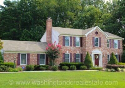 Holly Knoll Real Estate